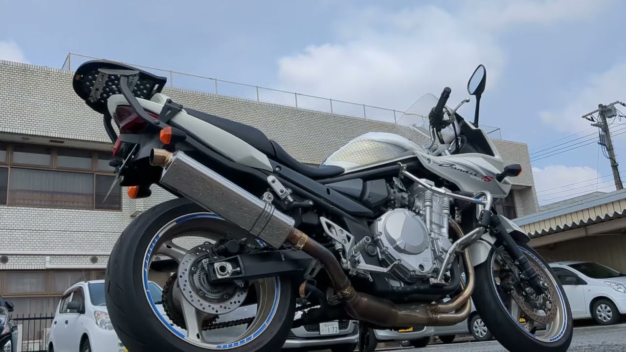 2020.12 バンディット1250F Delkevic スリップオンマフラー スリップ