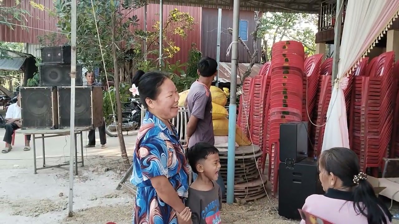 ពិធីរៀបការក្មួយស្រីនៅភូមិឈើទាលឃុំត្នោតស្រុកបាទីខេត្តតាកែវ។