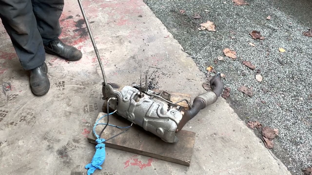 DIY DPF clean - Look how long it took water to get through 👀