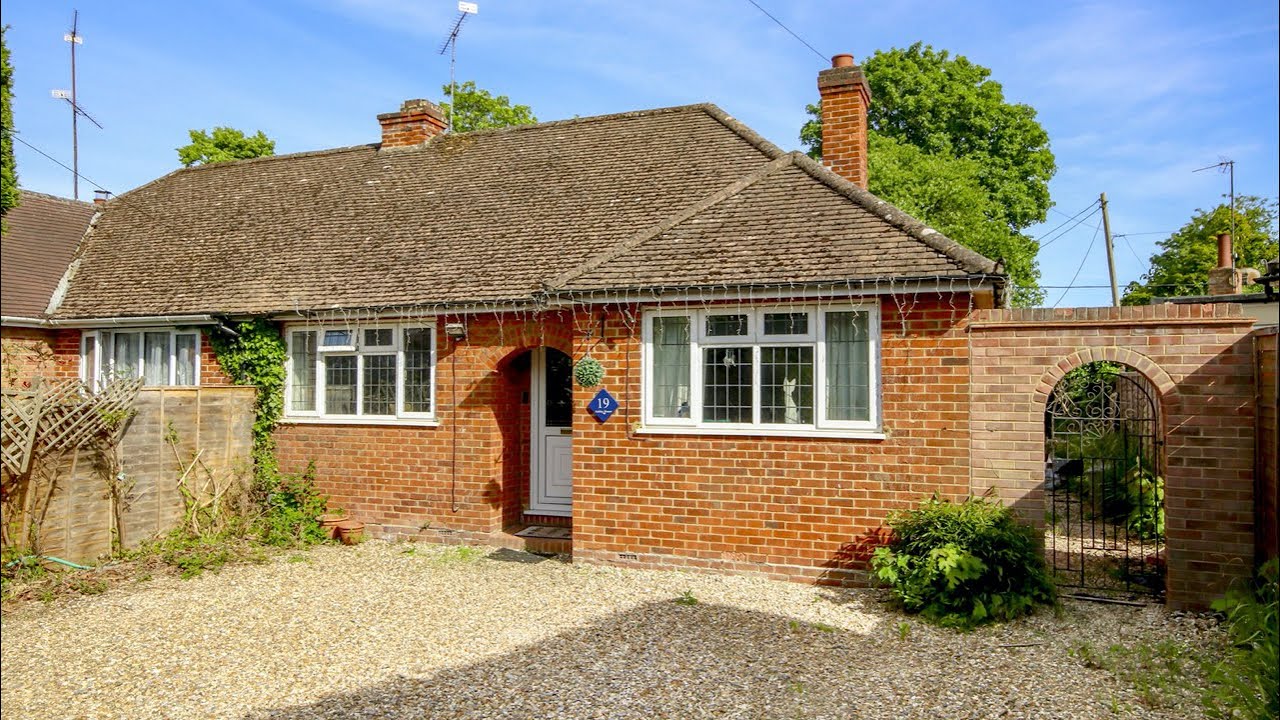 Meadow Way, Bracknell Property Tour YouTube