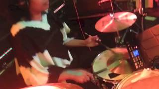 Download Lagu ILLAY and Band - Loop MP3