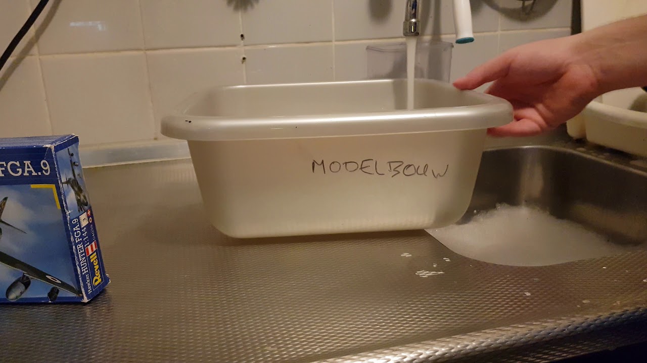 De 0de stap van modelbouw: je plastic wassen
