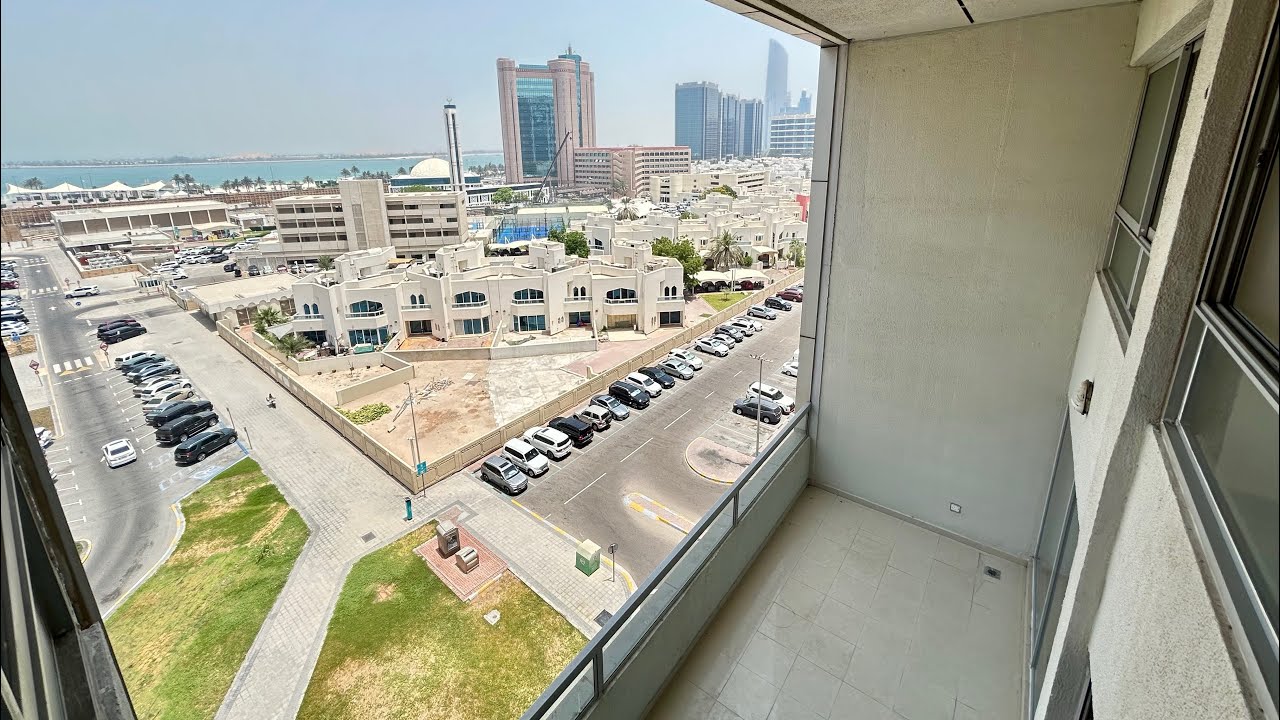 Al Manara towers spacious duplex 3br with big balcony 90K