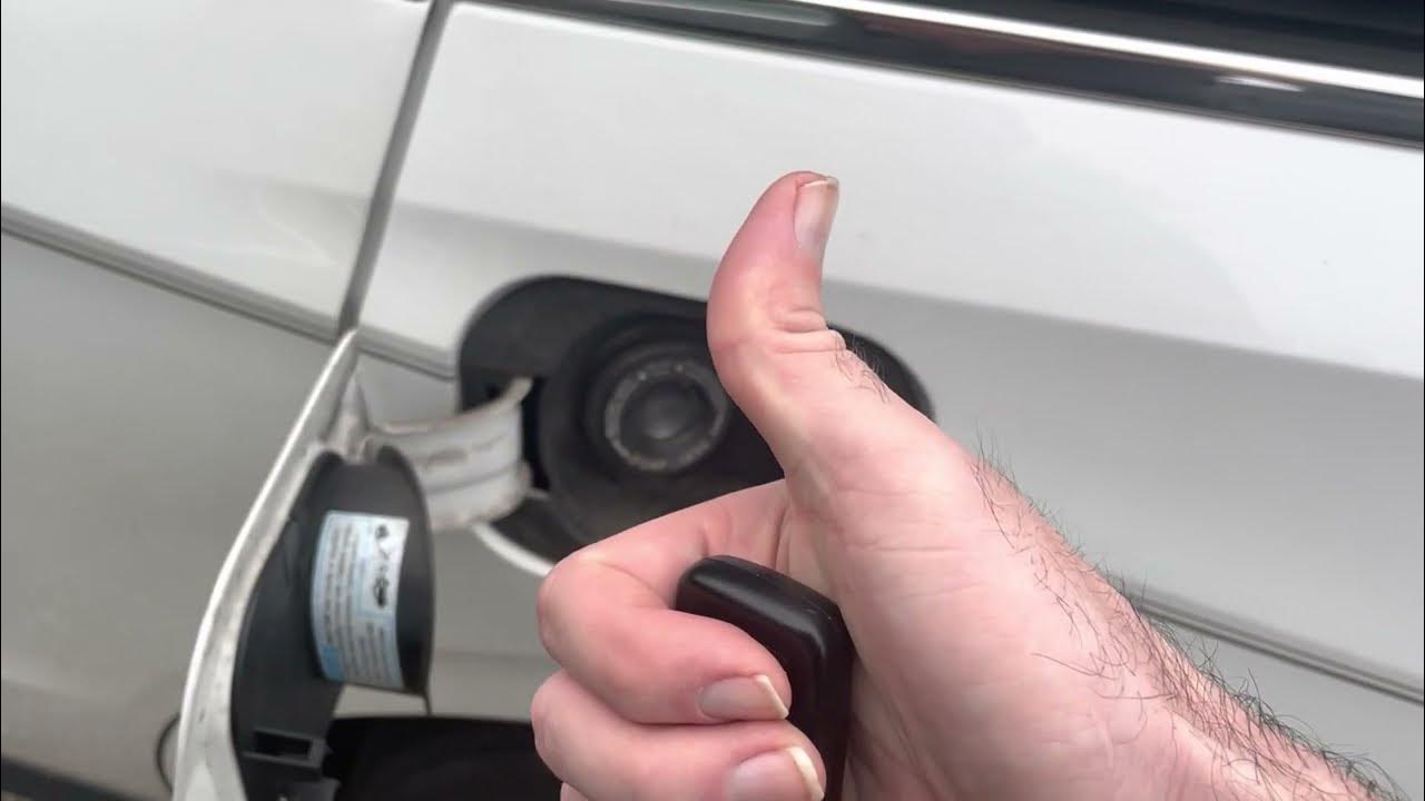 What To Do If Car's Gas Lid Won't Open (Honda) YouTube