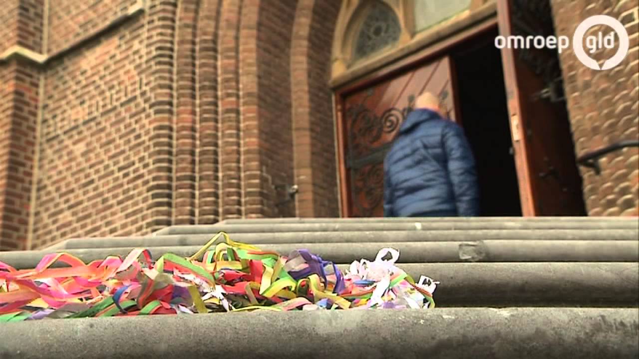 Carnaval voorbij, vastentijd begint met het askruisje