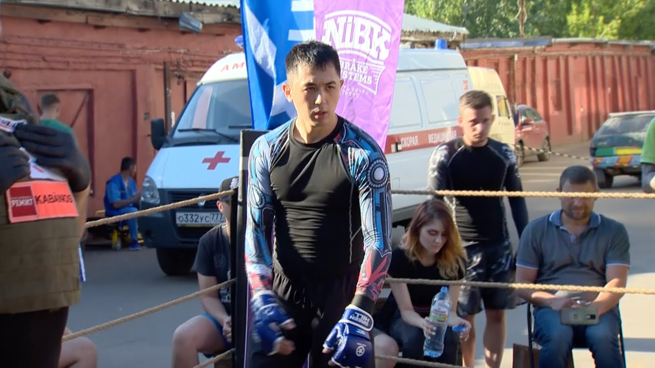 КОРЕЕЦ против ТОП МЕНЕДЖЕРА !!! Супер Бой !!!