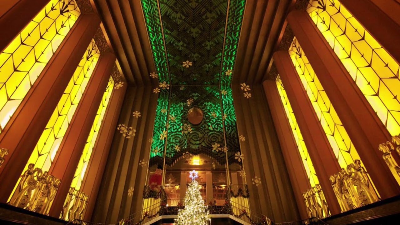 Paramount Theatre, Oakland. An Art Deco Marvel