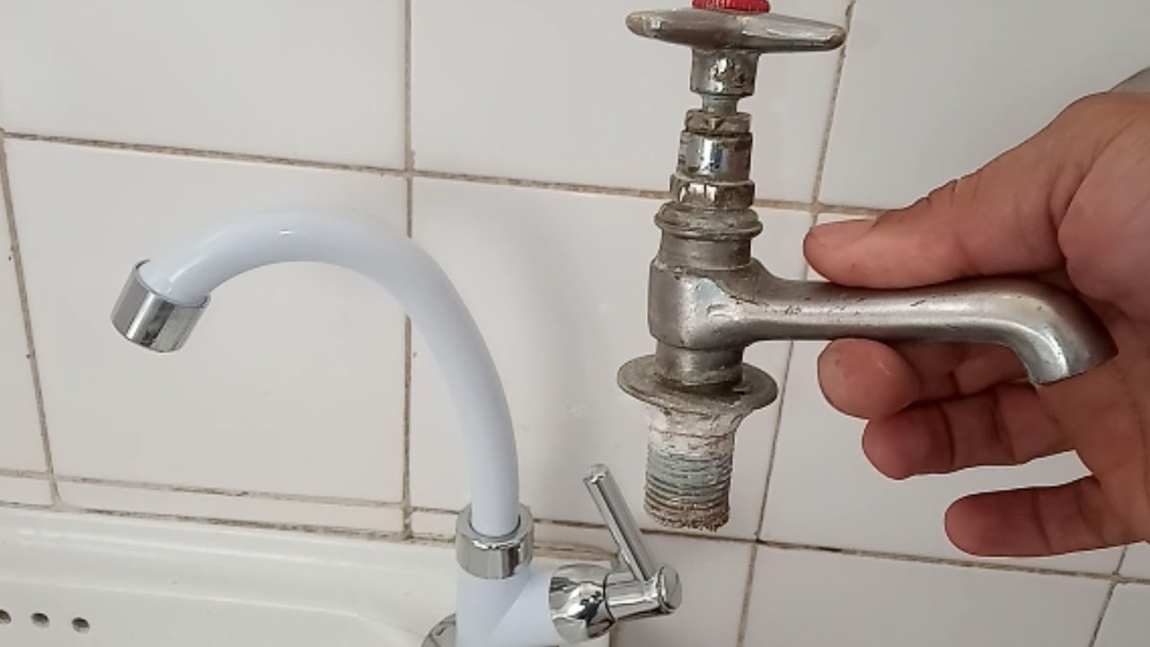 melhor jeito de retirar a torneira antiga/#economia de água.