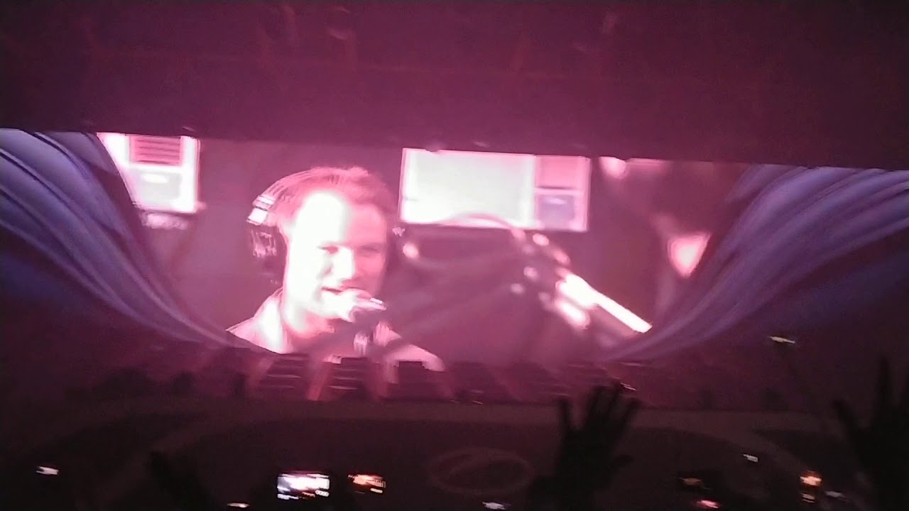 ASOT950NL celebration moment