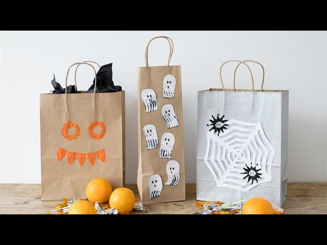 Personalized Trick or Treat Bags - DIY Show Off ™ - DIY Decorating