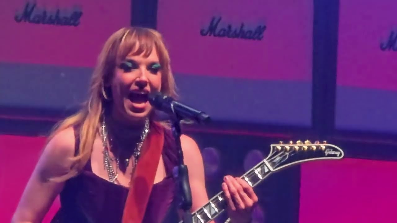 HALESTORM - Perry Mason (Ozzy Osbourne cover-RIP OZZY!) live in Phoenix, AZ 2025 for Volbeat
