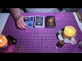 Qué piensa? Qué siente con respecto a mí HOY? 🌹🔥 ~ | Tarot interactivo |