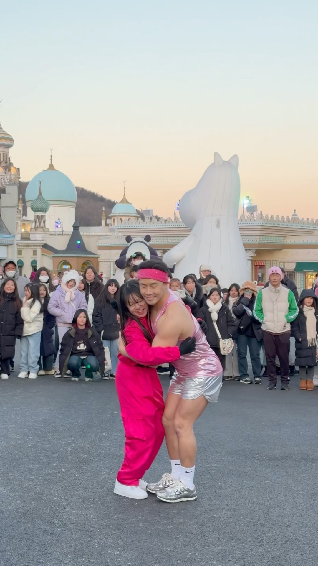 터치 챌린지댄스를본 개그맨 이종훈형의 반응은? #춤추는곰돌 #춤추는곰돌의랜덤댄스 #kpop #dance #music #댄스 #everytimewetouch #터치챌린지 #에버랜드