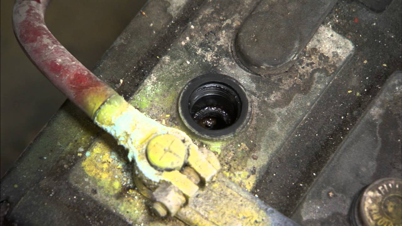 caterpillar stock price Battery Maintenance Tips for Cat® Gensets (Arabic)