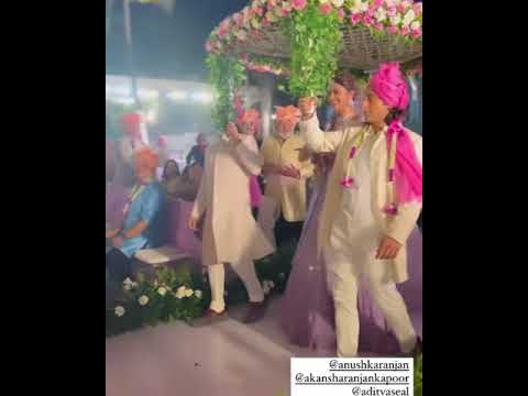 Such a Beautiful Brides entry | Anushka ranjan and Aditya seal finally got Married