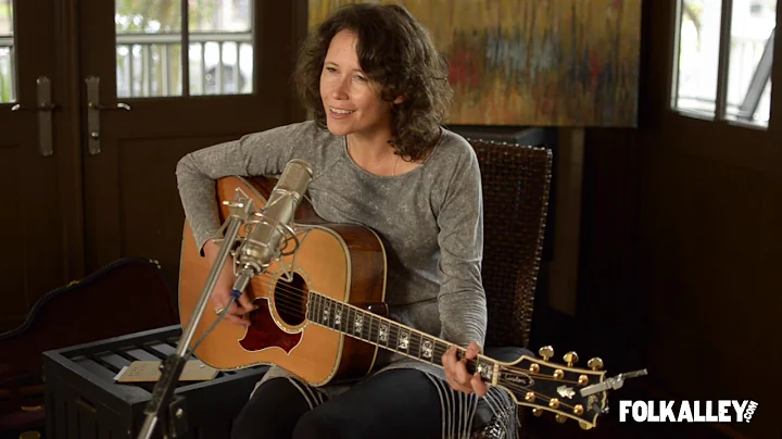 Folk Alley Sessions at 30A: Sarah Lee Guthrie - "O...
