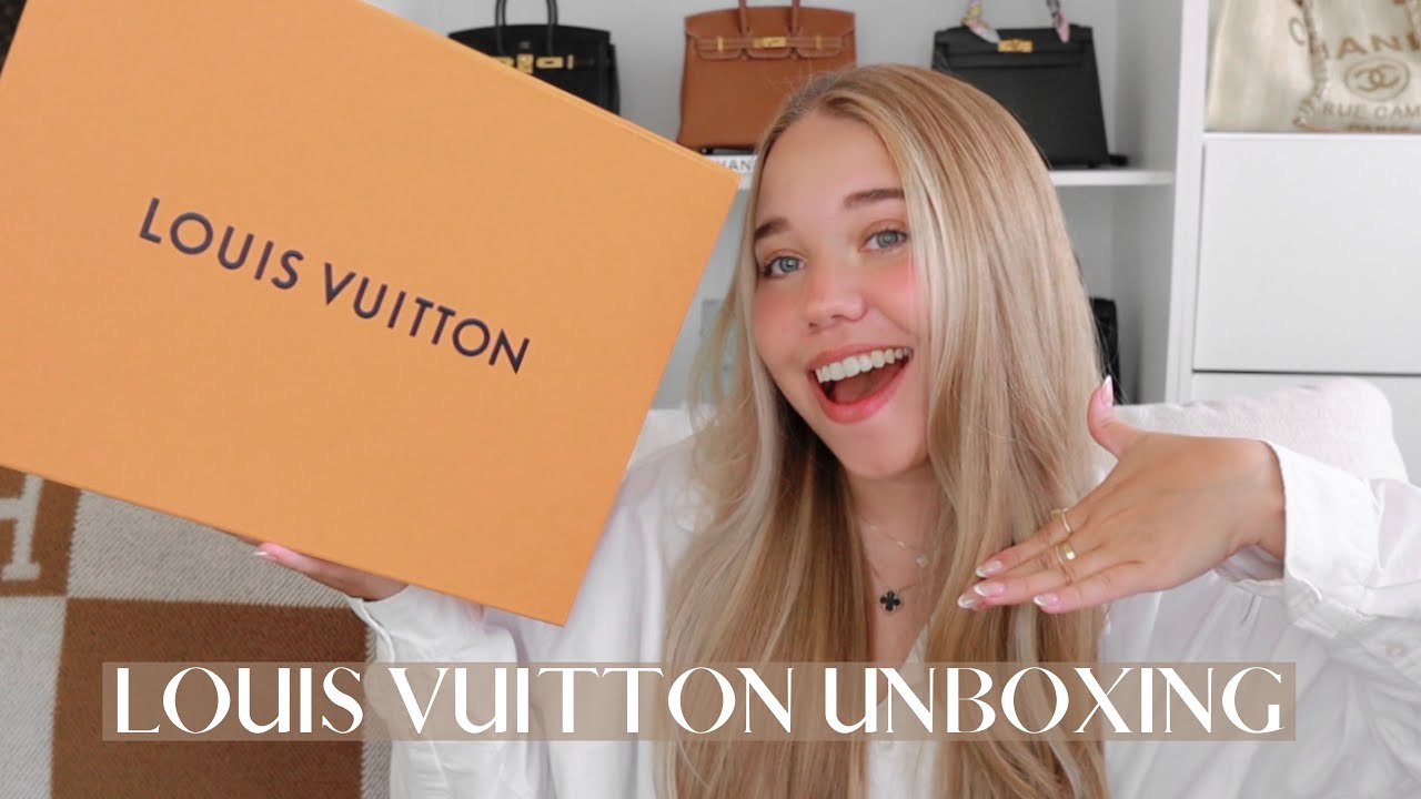 Unboxing mysterious Louis Vuitton birthday gift box ❤️🎁 #louisvuitton 