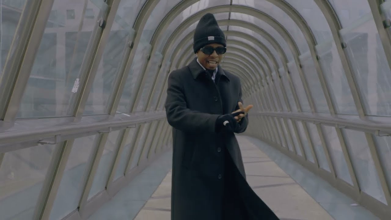 Watch Gaz Fabilouss - TONDILA (Clip Officiel) on YouTube Watch Gaz Fabilouss - TONDILA (Clip Officiel) on YouTube