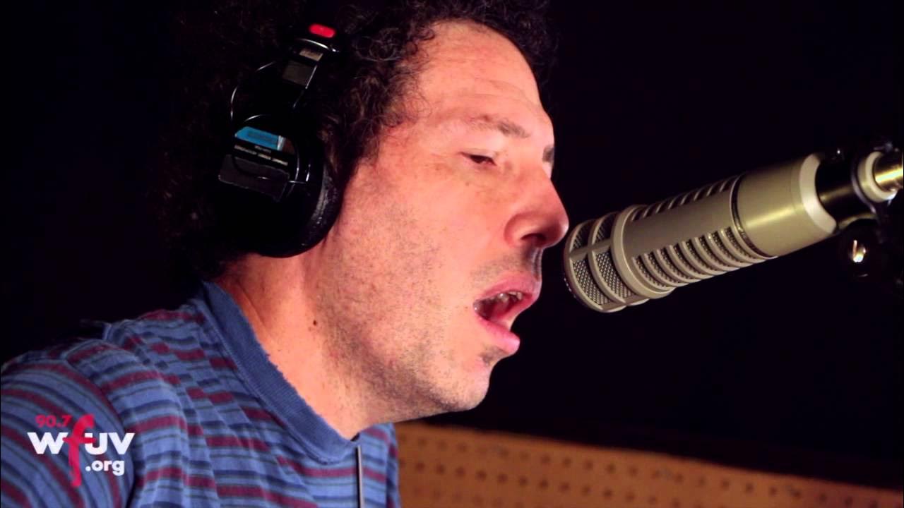 Yo La Tengo "I'll Be Around" (Live at WFUV) YouTube