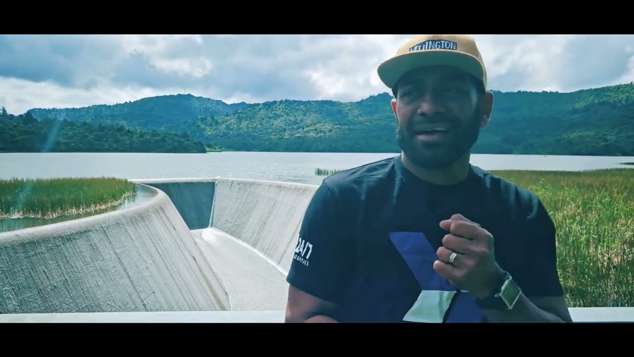 Vakasulumi Na Dodomo - RAIYAWA KO ULUIBAU feat Tomasi Lakepa