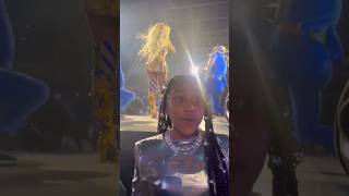 NORTH WEST WAS SPEECHLESS😱 SEEING BLUE IVY ON STAGE WITH BEYONCE#shortsvideo #northandblue #beyoncé