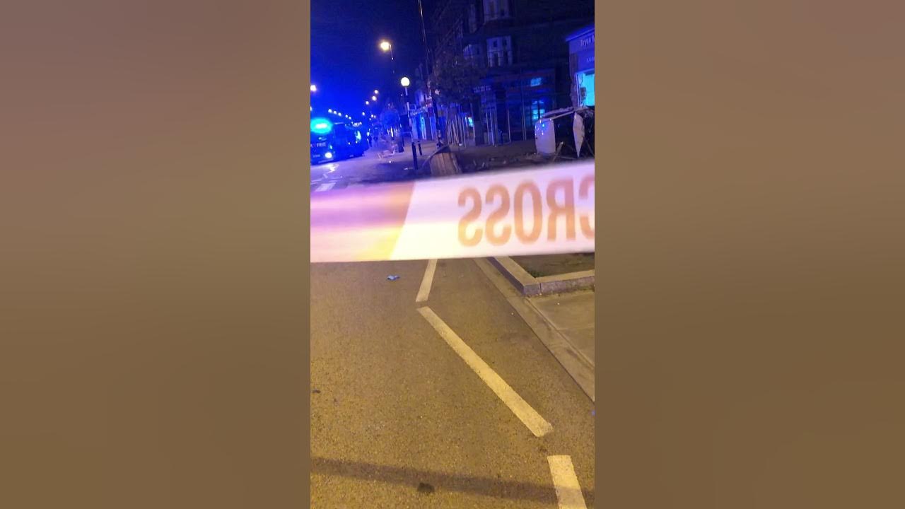 CAR CRASH DRIVER DOES A RUNNER CROFTON PARK LEWISHAM YouTube