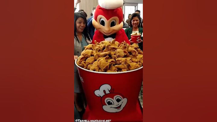 Biggest FRIED CHICKEN Bucket of Chickenjoy at Jollibee Toronto!