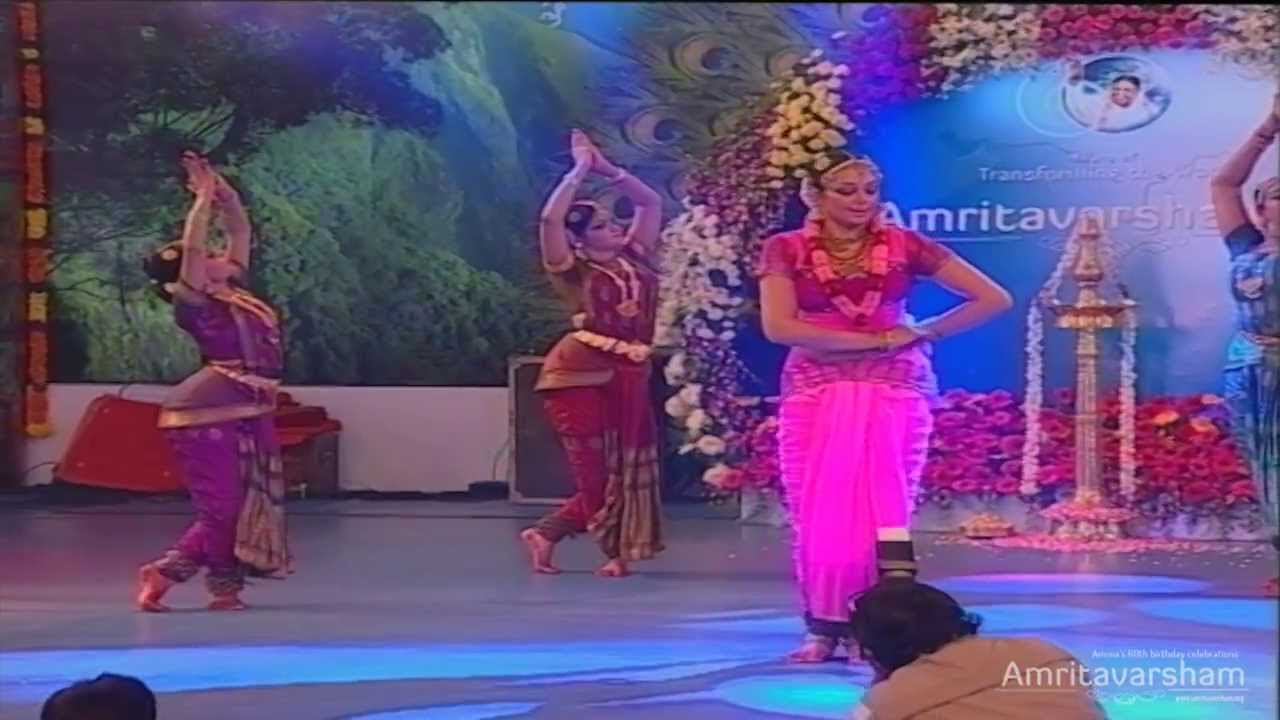 Ayigiri Nandini Dance by Shobana  Amritavarsham 60