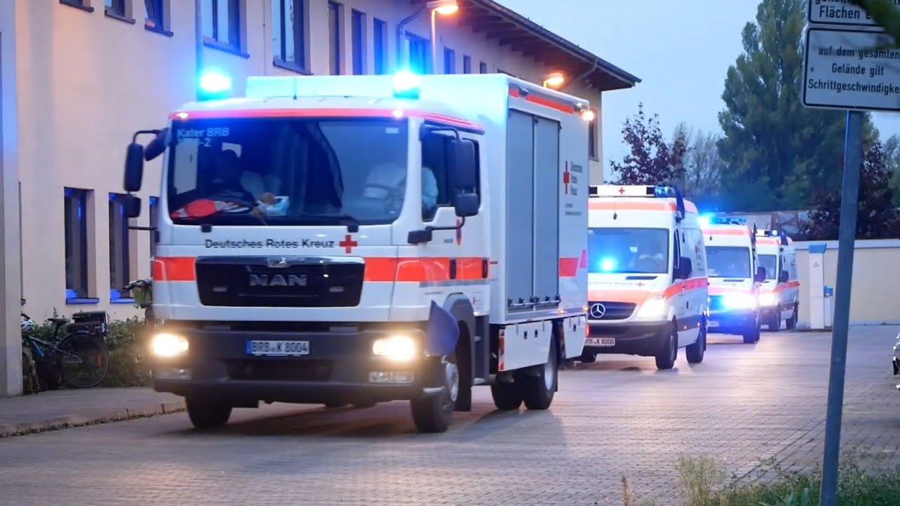 Kolonnenfahrt Kolonne Des DRK Brandenburg An Der Havel YouTube kolonnenfahrt-kolonne-des-drk-brandenburg-an-der-havel-youtube