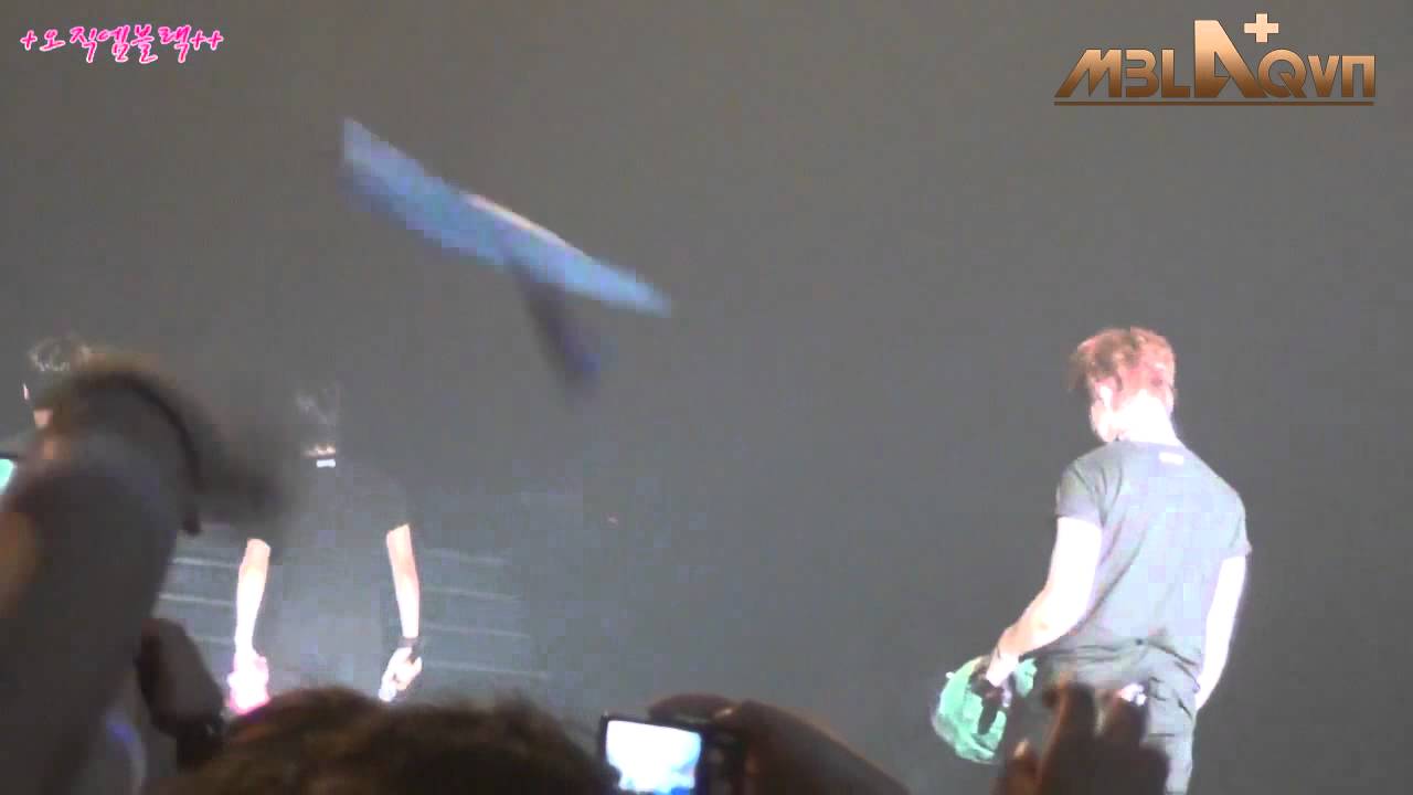 [Vietsub][Fancam]120722 A+ Suprise event for MBLAQ (BLAQ% Tour in Seoul) [MBLAQvn]