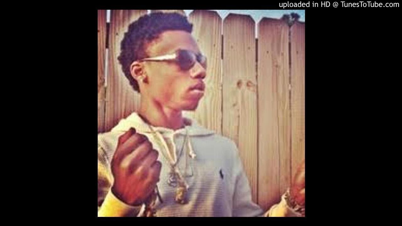 2012 Chief Keef x Speaker Knockerz x Futuristic type beat "Money 2