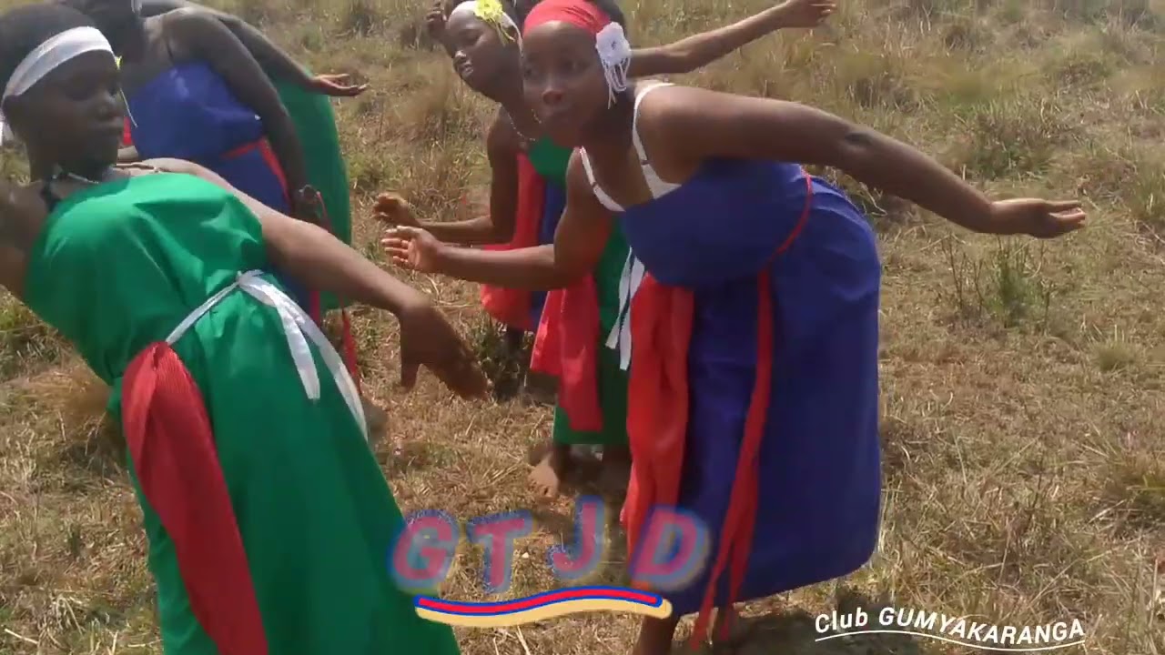 Vyagira bashitsi beza by Club GUMYAKARANGA