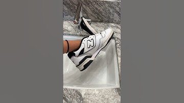 Cleaning White New Balance 550 Oreo ☑️ #shoes #cleaning #fyp #fypシ #newbalance #sneaker #sneakerhead