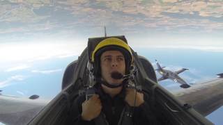 G Force Reaction Passing Out -  LOOP - Breitling Jet Team - Fuerzas G en vuelo acrobático