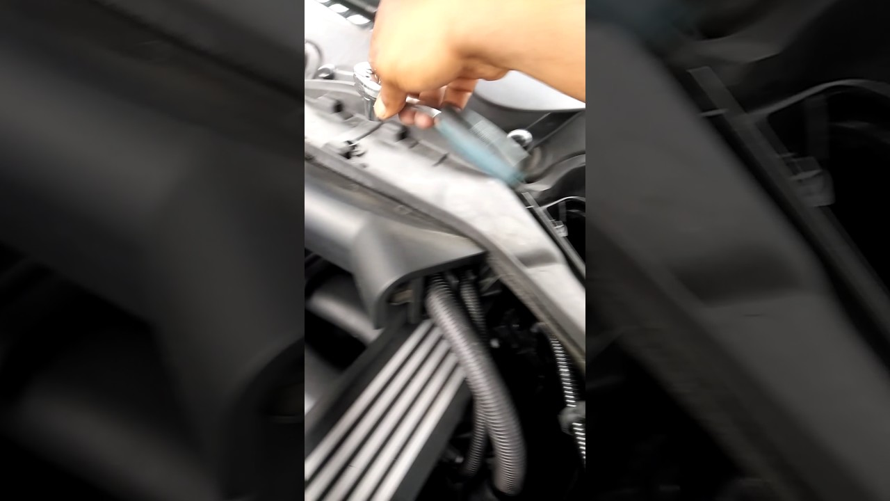 How to add brake fluid to a 2010 BMW 528 xdrive YouTube