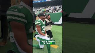 Kene Nwangwu With the Cutest Personal Photographer During Week 17's Pregame