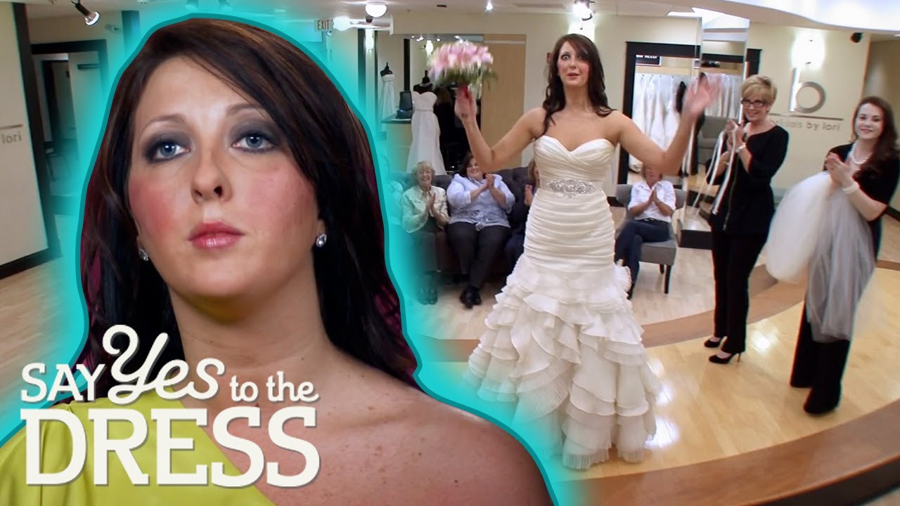 Feuding Mums Keep Arguing During Bride’s Appointment! | Say Yes To The Dress: Atlanta
