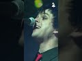 🎤 #GRAMMY Great Performance 🎤 👀 #GreenDay Electrifying "American Idiot" Performance In 2005