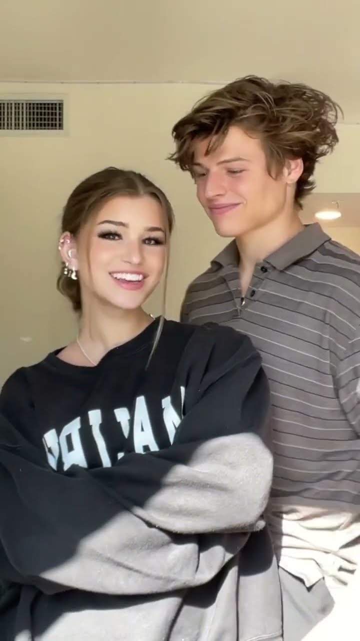 Wait for it.. #funny #comedy #couplegoals #relatable #short #shorts #love #prank #couple