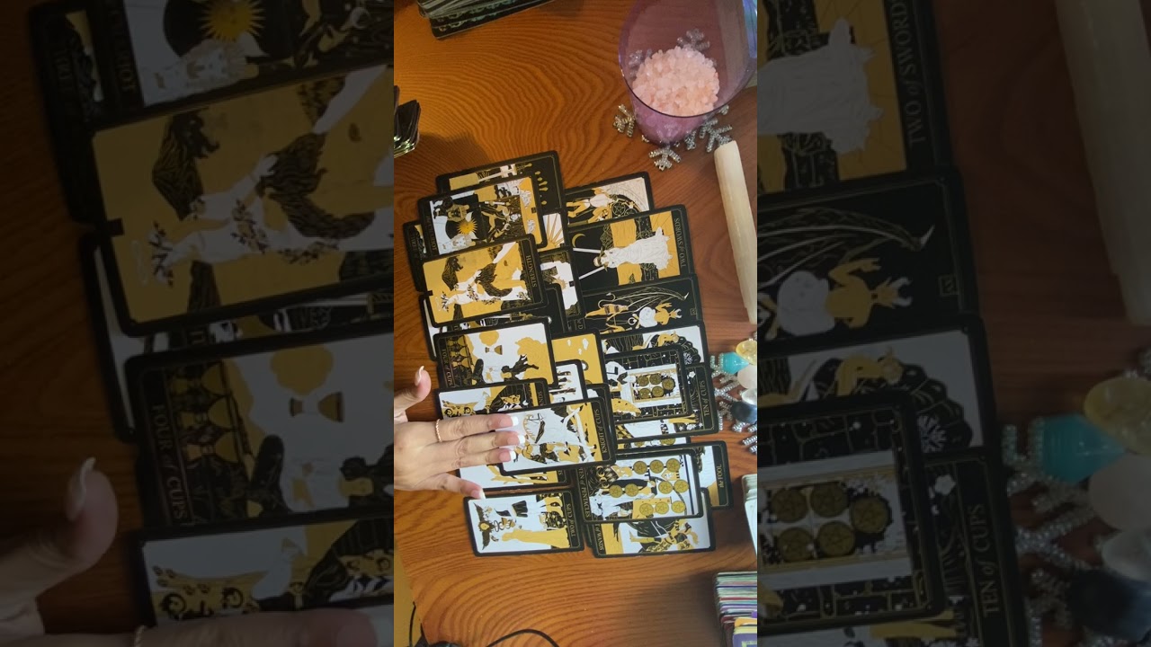 ОНИ ОБЕЩАЛИ ЛИШИТЬ ТЕБЯ ЖИВЫХ ИЛИ ОСТАВИТЬ БЕЗДОМНЫМ, И КТО-ТО ЗА НИМИ СЛЕДИТ