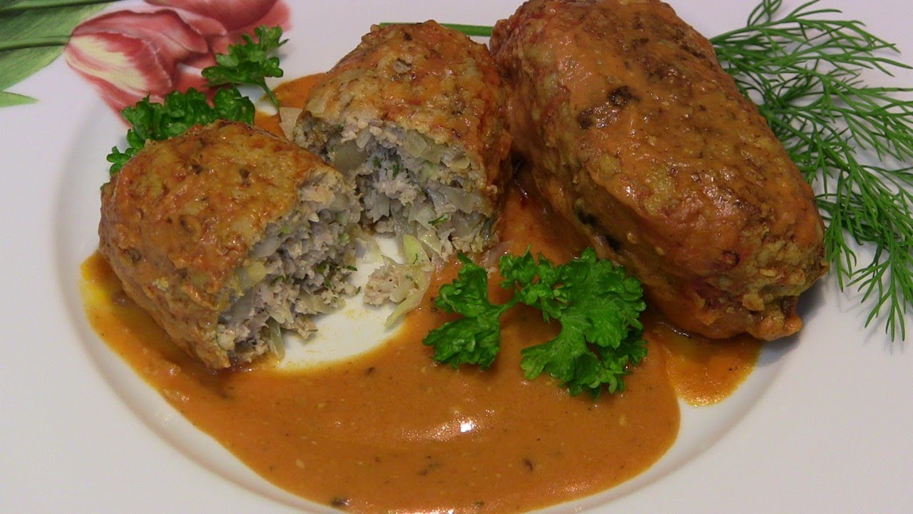 Gołąbki bez zawijania w sosie pomidorowym