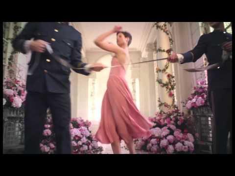 mademoiselle-azzaro