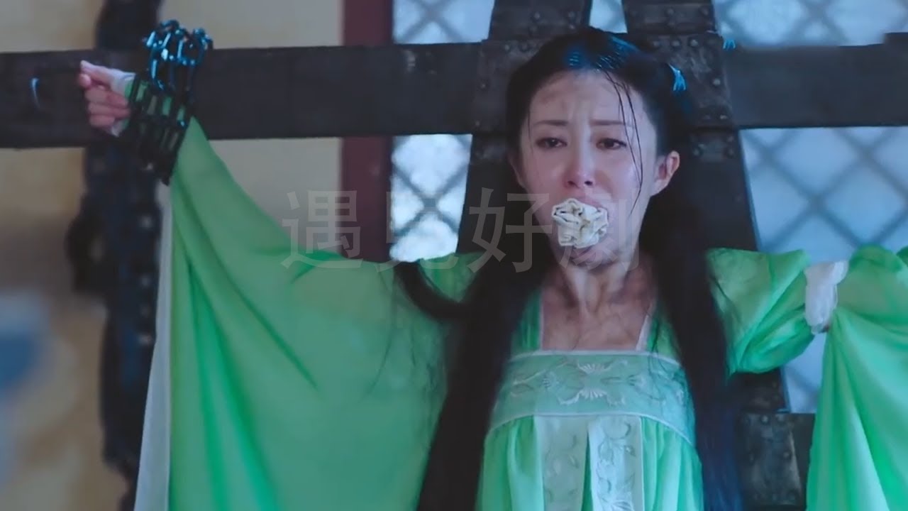 心愛的妃子被賣入青樓，王爺發現真相後暴怒，血洗青樓為她復仇！#中国电视剧 #古装剧 #任嘉伦 #景甜