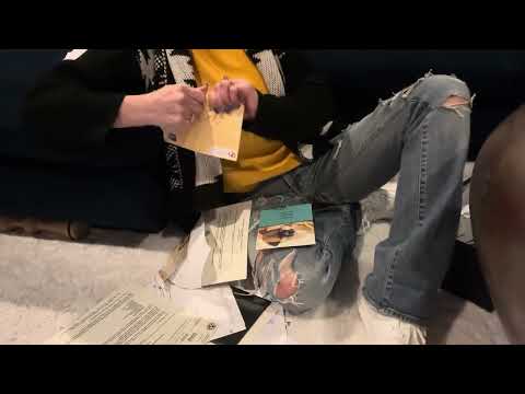ASMR ripping mail in 👖👟