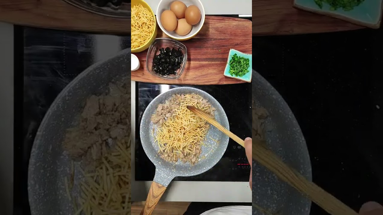 Atum à Brás 👌 #teleculinaria #receitafácil #shortsvideo #shorts #atum - TeleCulinária