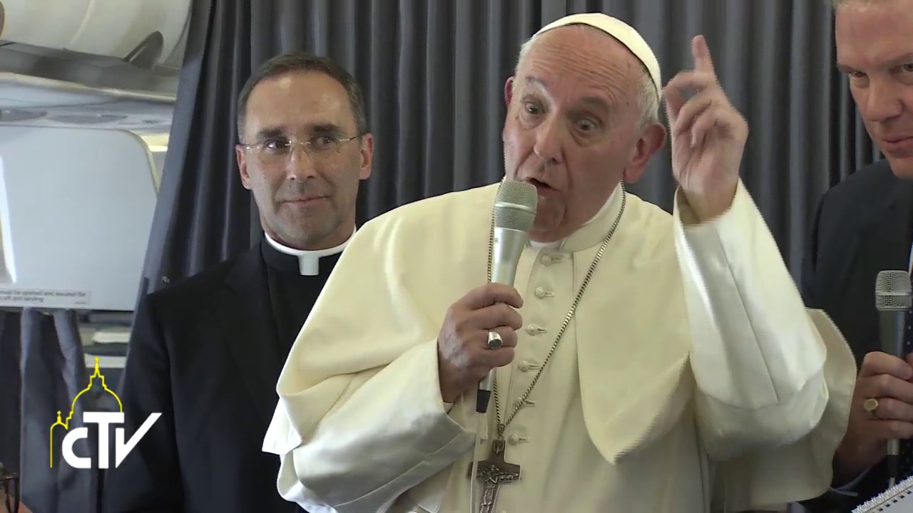 Viaggio a Fatima, conferenza stampa volo di ritorno 13.05.2017 papa francesco wikipedia