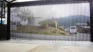 三協アルミ_ライアーレ