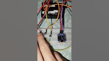snake game in Arduino with oled 0.96 screen #oled #arduino #reels #shorts #snakegame