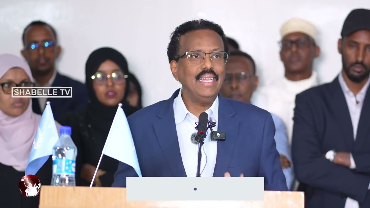 Madaxweynihii hore Maxamed Cabdullaahi Farmaajo oo si adag uga hadlay Doorashadda iyo Dastuurka.