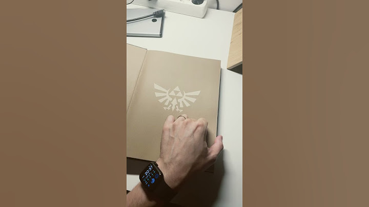 Opening Legend of Zelda Tears of the Kingdom Official Guide Collector’s Edition